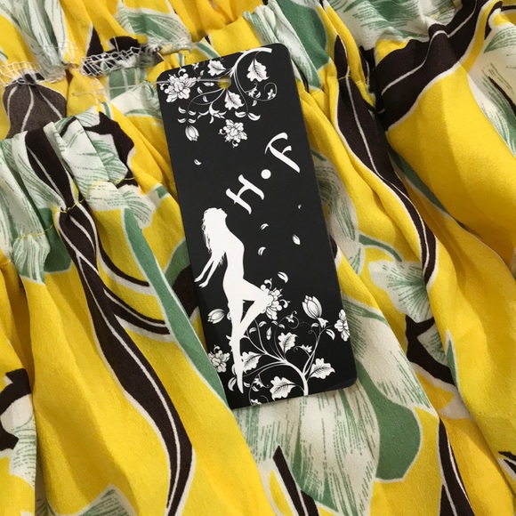 [SOLD]Hong Fa Fu Shi Floral Off-Shoulder Top - Picture 8 of 8